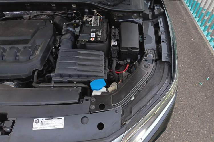 Used Volkswagen Passat 2023 330TSI Prestige Edition Engine Bay Left
