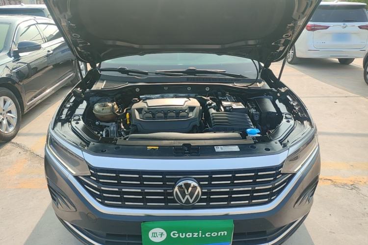 Used Volkswagen Passat 2023 Revised 330TSI Elite Edition Engine Bay
