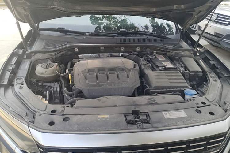 Used Volkswagen Passat 2023 330TSI Elite Edition Engine Bay