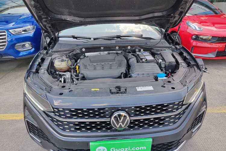 Used Volkswagen Passat 2023 Revised 330TSI Starry Elite Edition Engine Bay