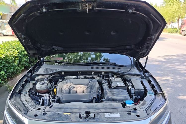 Used Volkswagen Passat 2023 Revised 330TSI Elite Edition Engine Bay
