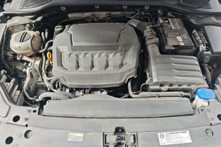 Used Volkswagen Passat 2023 330TSI Elite Edition Engine Bay