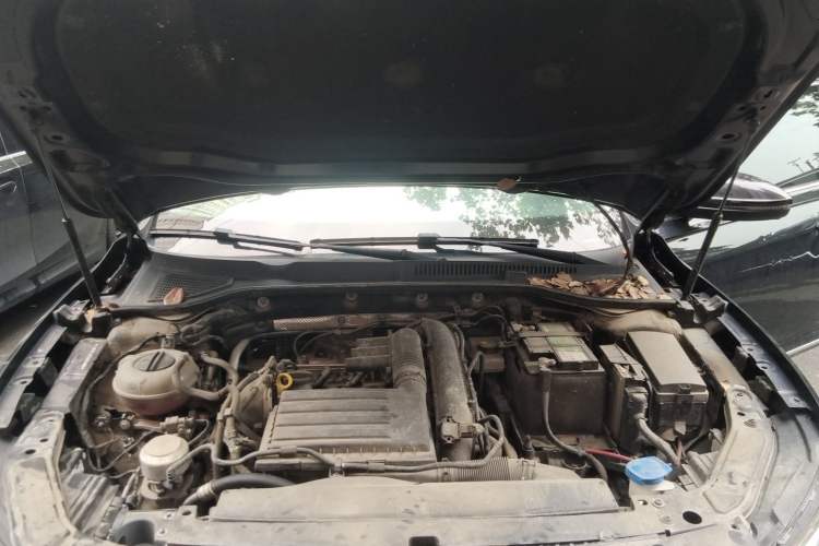 Used Volkswagen Passat 2023 Revised Version 280TSI Business Edition Engine Bay