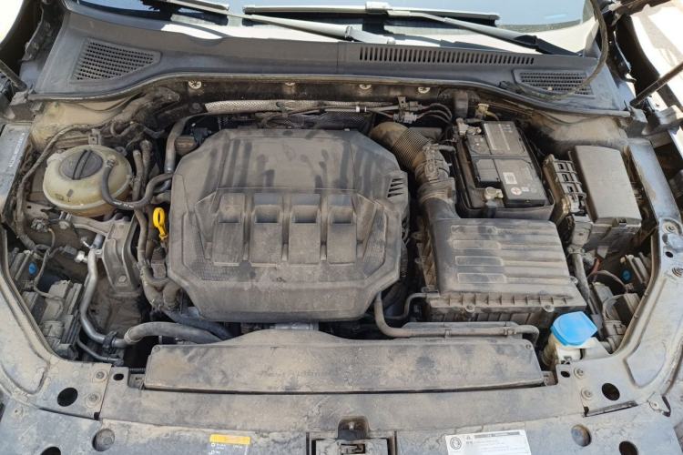 Used Volkswagen Passat 2023 330TSI Luxury Edition Engine Bay