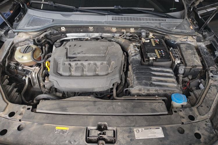 Used Volkswagen Passat 2023 Revised 330TSI Starry Elite Edition Engine Bay