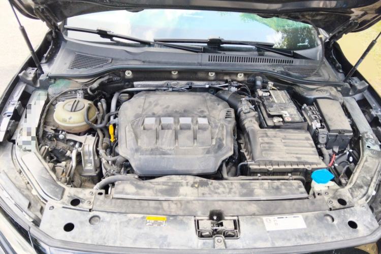 Used Volkswagen Passat 2023 330TSI Starry Luxury Edition Engine Bay