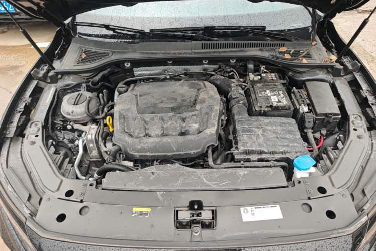 Used Volkswagen Passat 2023 Revised 330TSI Starry Elite Edition Engine Bay
