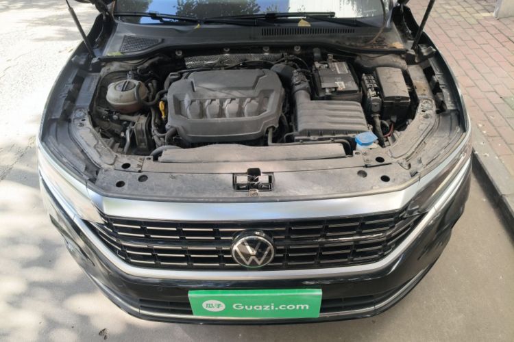 Used Volkswagen Passat 2023 Revised 330TSI Elite Edition Engine Bay