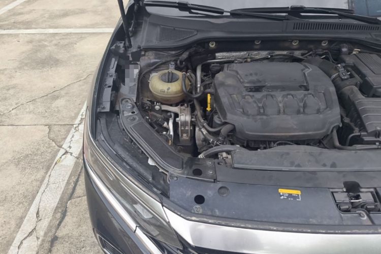 Used Volkswagen Passat 2023 Facelift 330TSI Prestige Edition Engine Bay Right