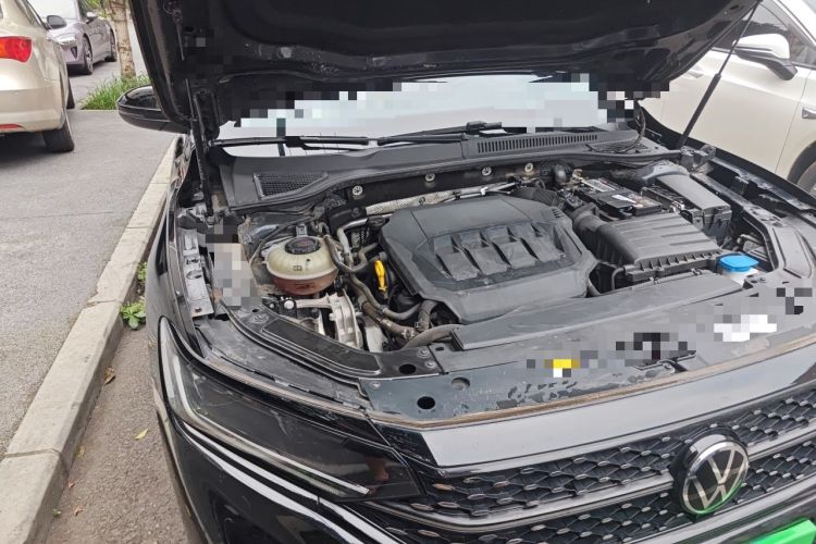 Used Volkswagen Passat 2023 330TSI Starry Elite Edition Engine Bay Right