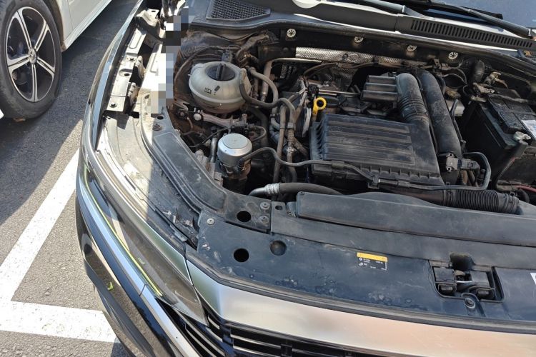 Used Volkswagen Passat 2023 Revised Version 280TSI Business Edition Engine Bay Right