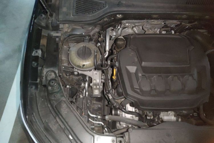 Used Volkswagen Passat 2023 Facelift 330TSI Luxury Edition Engine Bay Right