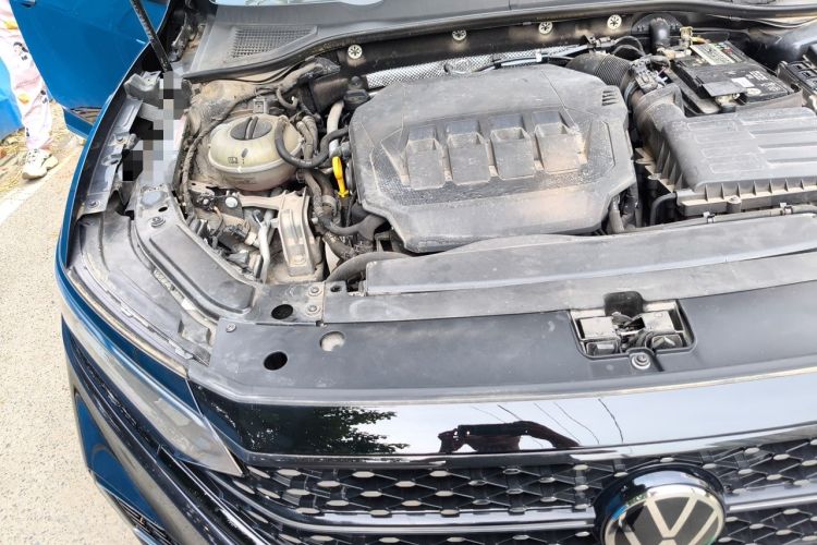 Used Volkswagen Passat 2023 330TSI Starry Luxury Edition Engine Bay Right
