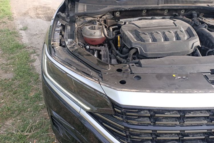 Used Volkswagen Passat 2023 330TSI Elite Edition Engine Bay Right