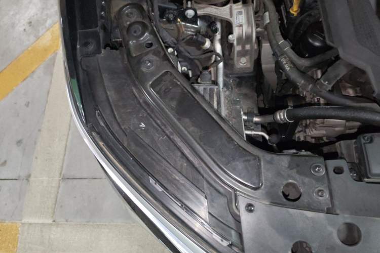 Used Volkswagen Passat 2023 330TSI Elite Edition Engine Bay Right