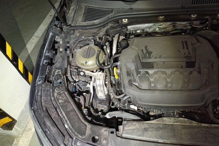 Used Volkswagen Passat 2023 Revised 380TSI Luxury Edition Engine Bay Right