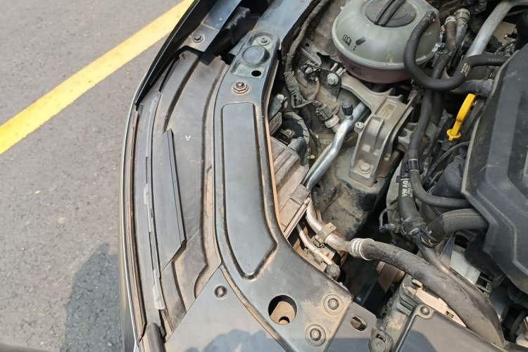 Used Volkswagen Passat 2023 Revised 330TSI Elite Edition Engine Bay Right