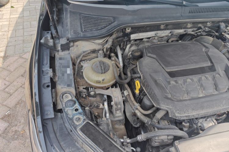 Used Volkswagen Passat 2023 330TSI Prestige Edition Engine Bay Right