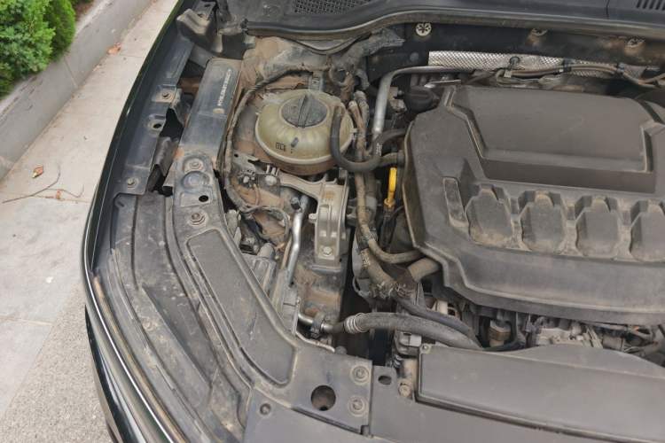 Used Volkswagen Passat 2023 Revised 330TSI Elite Edition Engine Bay Right