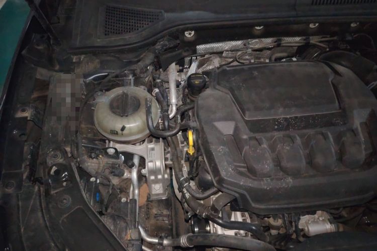Used Volkswagen Passat 2023 Facelift 330TSI Luxury Edition Engine Bay Right