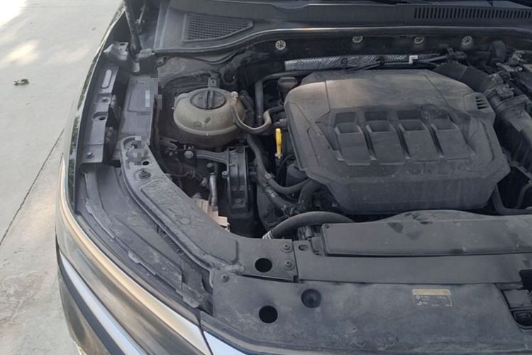 Used Volkswagen Passat 2023 330TSI Elite Edition Engine Bay Right