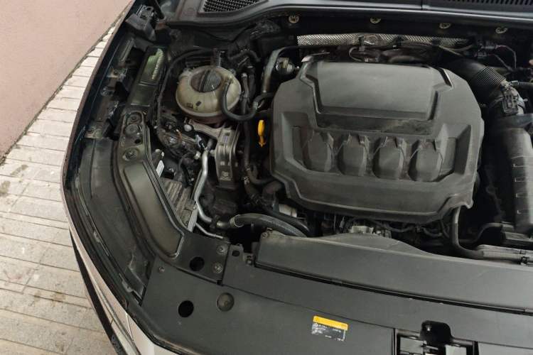 Used Volkswagen Passat 2023 Revised 330TSI Elite Edition Engine Bay Right