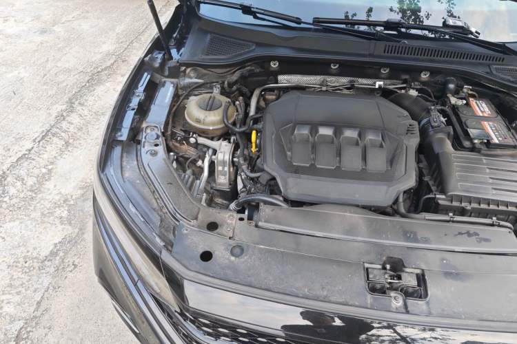 Used Volkswagen Passat 2023 330TSI Starry Elite Edition Engine Bay Right