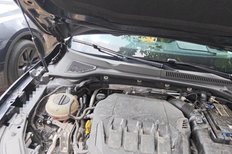 Used Volkswagen Passat 2023 330TSI Elite Edition Engine Bay Right