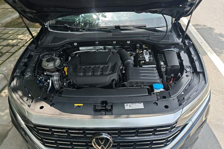 Used Volkswagen Passat 2023 Revised Version 380TSI Flagship Edition Engine Bay