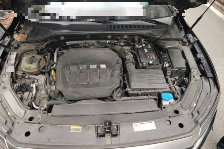 Used Volkswagen Passat 2023 330TSI Luxury Edition Engine Bay