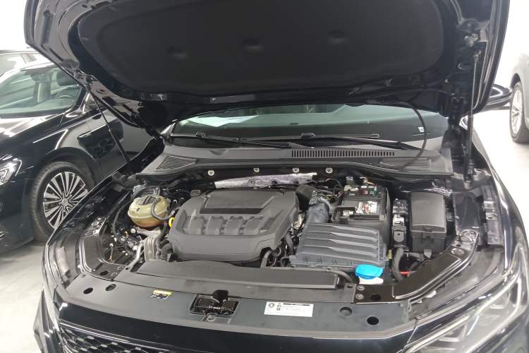 Used Volkswagen Passat 2023 Restyled 330TSI Starry Luxury Edition Engine Bay