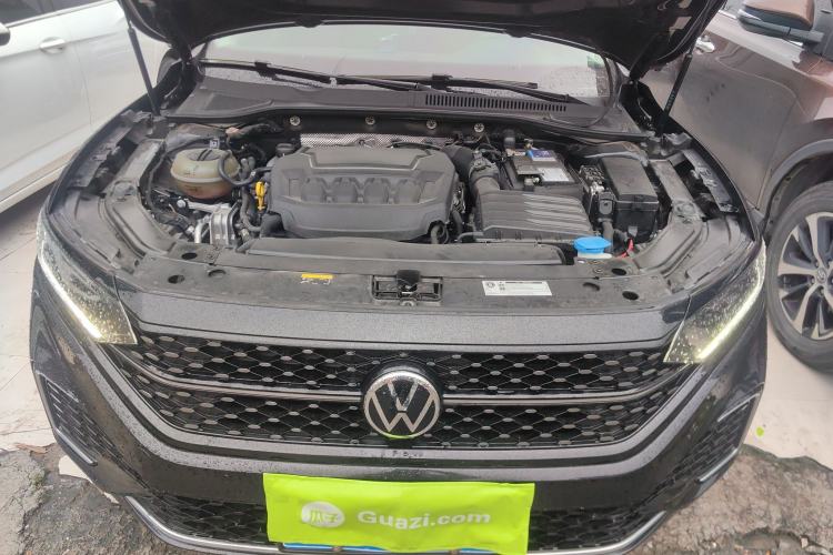 Used Volkswagen Passat 2023 Revised 330TSI Starry Elite Edition Engine Bay