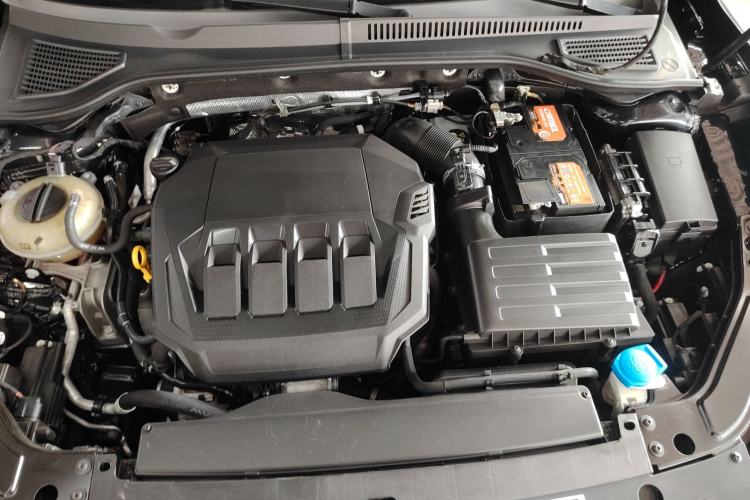 Used Volkswagen Passat 2023 330TSI Starry Luxury Edition Engine Bay