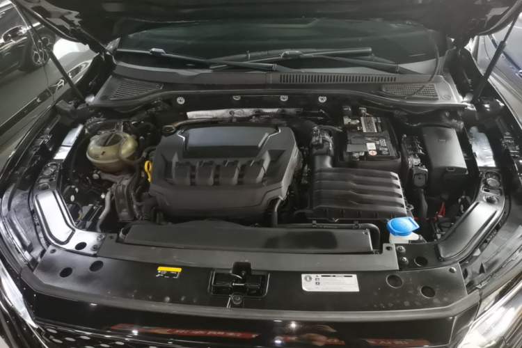 Used Volkswagen Passat 2023 Restyled 330TSI Starry Luxury Edition Engine Bay
