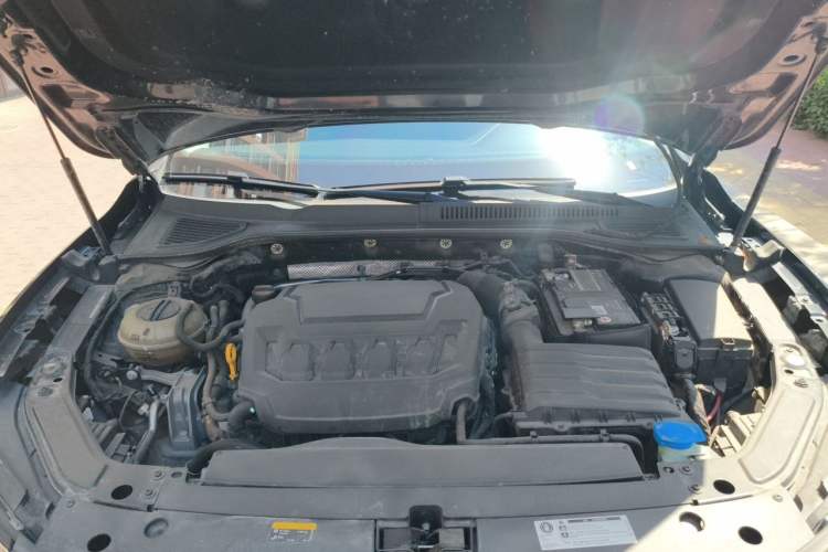 Used Volkswagen Passat 2023 Revised 330TSI Starry Elite Edition Engine Bay