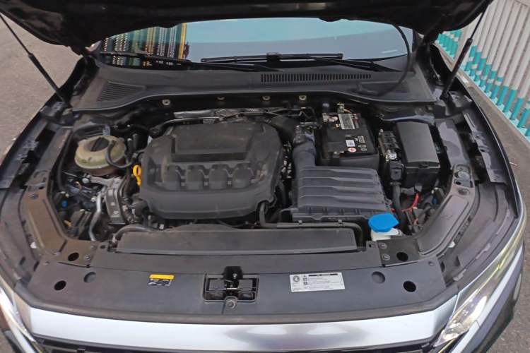 Used Volkswagen Passat 2023 330TSI Prestige Edition Engine Bay