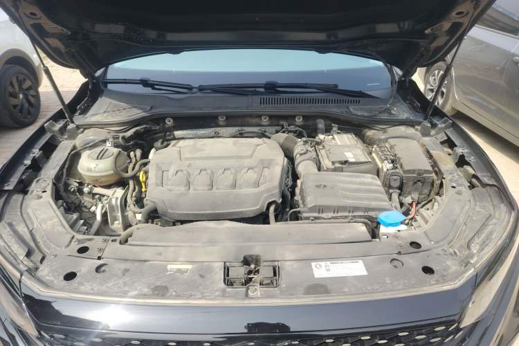 Used Volkswagen Passat 2023 Revised 330TSI Starry Elite Edition Engine Bay