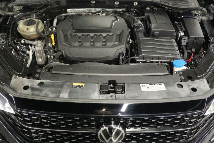 Used Volkswagen Passat 2023 Revised 330TSI Starry Elite Edition Engine Bay