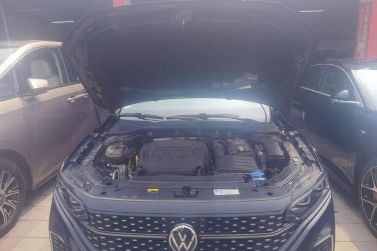Used Volkswagen Passat 2023 Restyled 330TSI Starry Luxury Edition Engine Bay