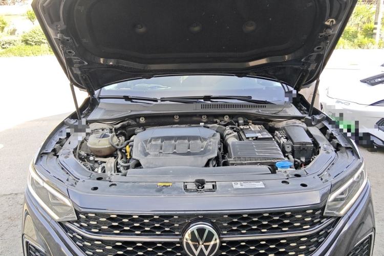 Used Volkswagen Passat 2023 330TSI Starry Luxury Edition Engine Bay
