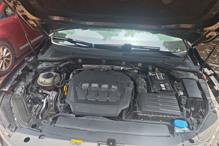 Used Volkswagen Passat 2023 330TSI Starry Luxury Edition Engine Bay