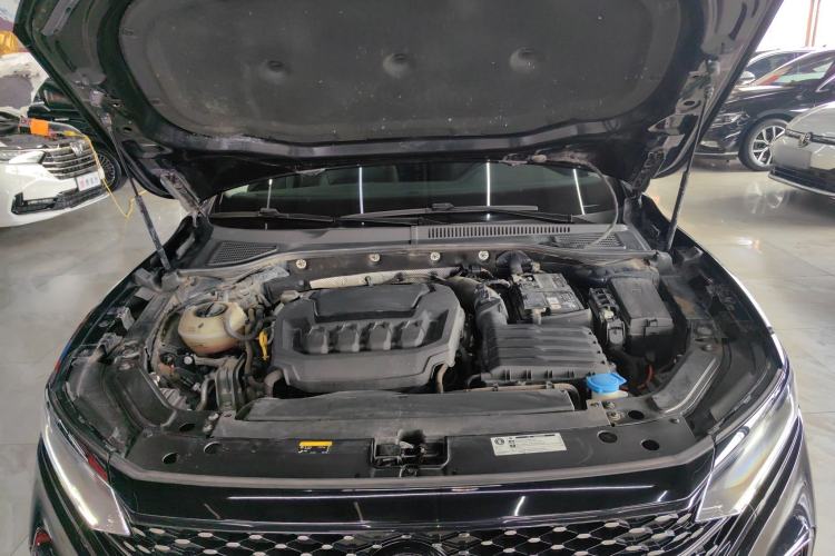 Used Volkswagen Passat 2023 Revised 330TSI Starry Elite Edition Engine Bay