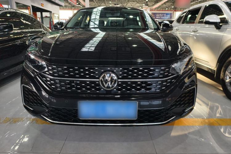 Used Volkswagen Passat 2023 Revised 330TSI Starry Elite Edition Exterior 1