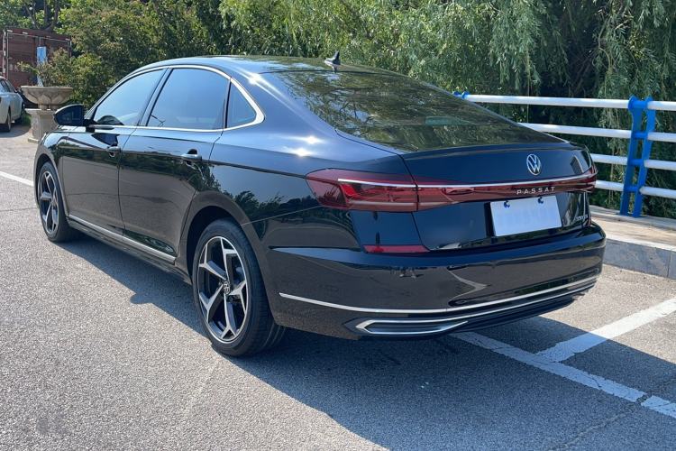 Used Volkswagen Passat 2023 Revised 330TSI Starry Elite Edition Exterior 1