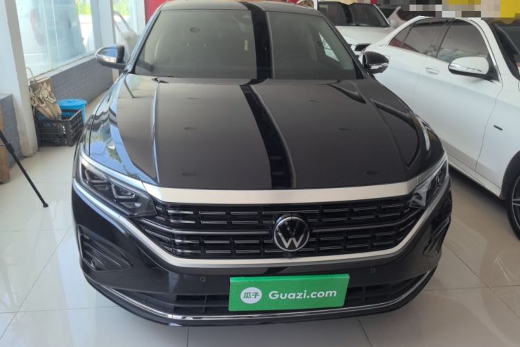 Used Volkswagen Passat 2023 Revised 380TSI Luxury Edition Exterior 1
