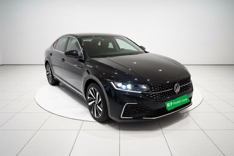 Used Volkswagen Passat 2023 330TSI Starry Elite Edition Exterior 1