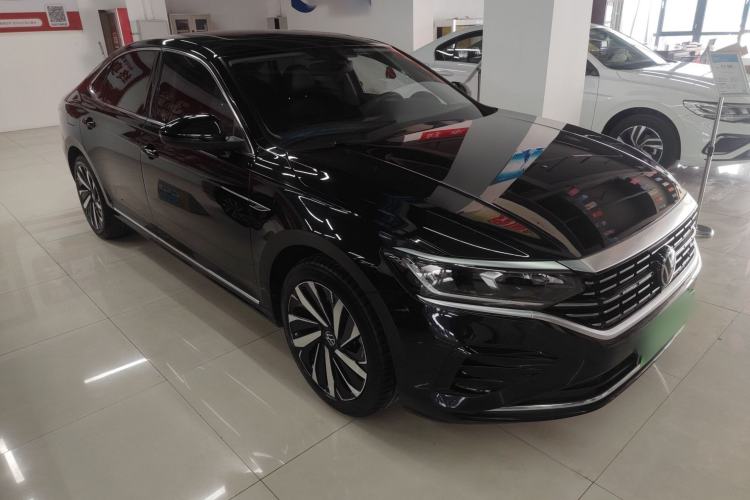 Used Volkswagen Passat 2023 330TSI Elite Edition Exterior 1