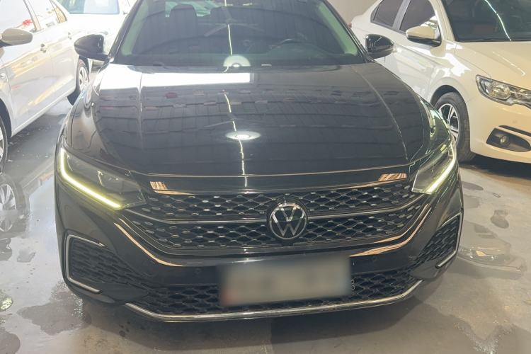 Used Volkswagen Passat 2023 330TSI Starry Elite Edition Exterior 1