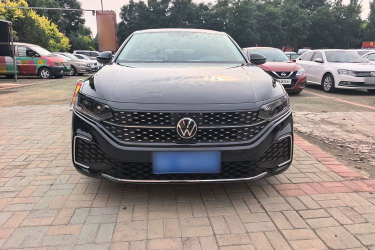 Used Volkswagen Passat 2023 Revised 330TSI Starry Elite Edition Exterior 1
