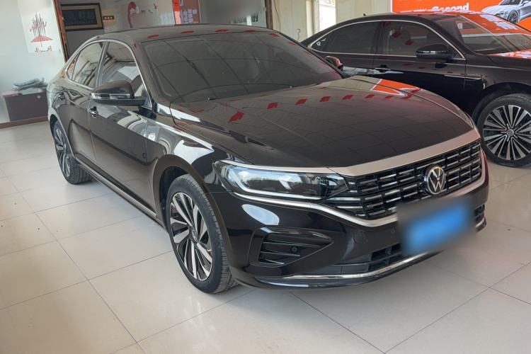 Used Volkswagen Passat 2023 330TSI Elite Edition Exterior 2